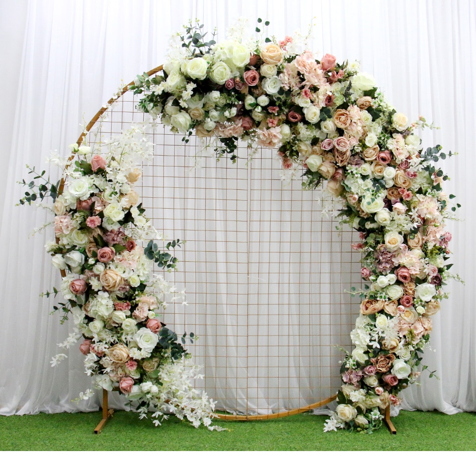 Online marketplaces for artificial flowers